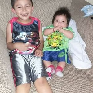 Meet your Posher, Reyna guzman